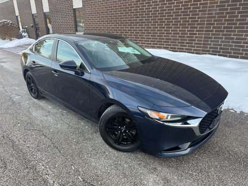 Used 2020 MAZDA MAZDA3 AWD Sedan w/ Preferred Package image 38