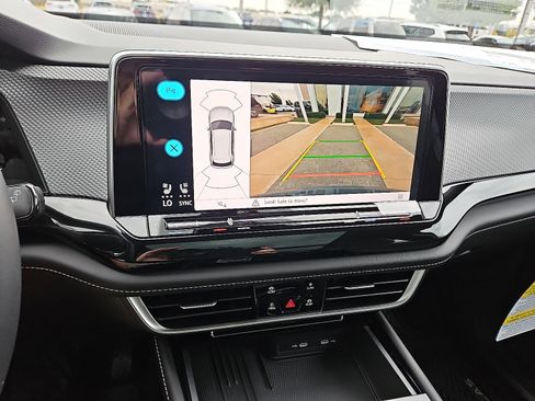 New 2026 Volkswagen Atlas Cross Sport SEL image 16