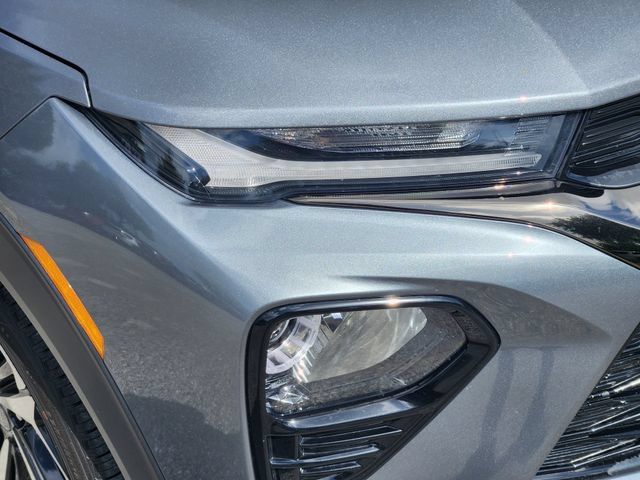 Used 2022 Chevrolet TrailBlazer RS w/ Technology Package FWD image 10