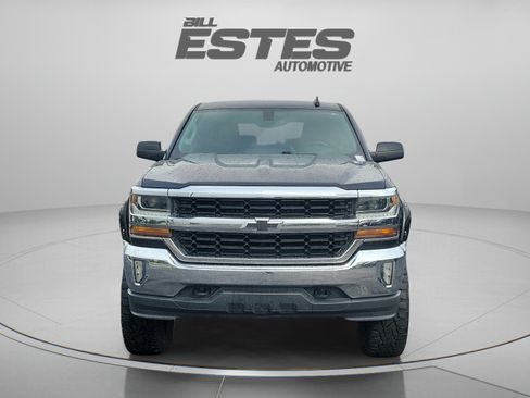 Used 2018 Chevrolet Silverado 1500 LT w/ LT Eassist Package AWD/4WD image 6