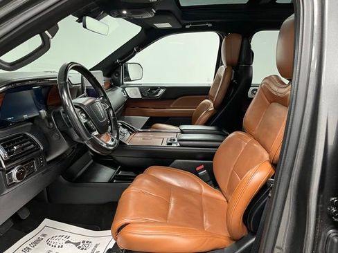 Used 2018 Lincoln Navigator L Reserve AWD/4WD image 21