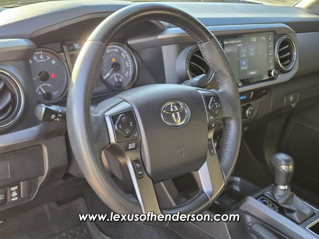 Used 2022 Toyota Tacoma TRD Off-Road AWD/4WD image 22