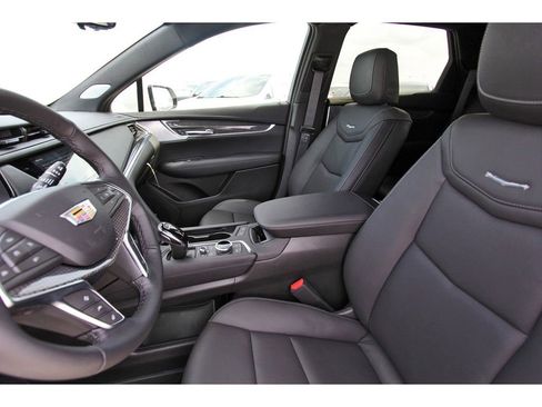 New 2024 Cadillac XT5 Sportv w/ Technology Package image 6