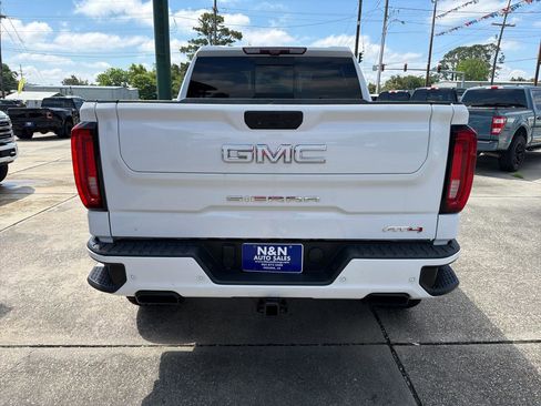 Used 2020 GMC Sierra 1500 AT4 w/ AT4 Premium Package AWD/4WD image 7