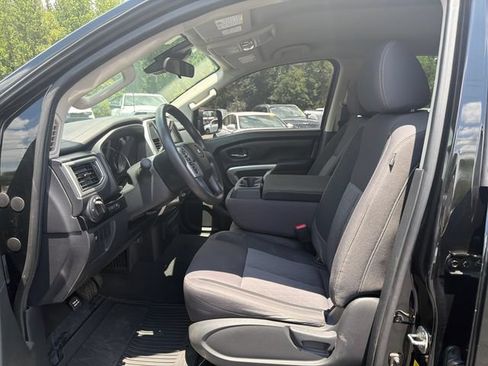 Used 2021 Nissan Titan SV w/ Accessory Utility Package AWD/4WD image 10