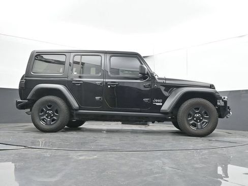 Used 2018 Jeep Wrangler Unlimited Sport AWD/4WD image 23