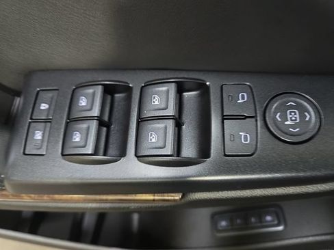 Used 2020 Chevrolet Tahoe LT AWD/4WD image 30