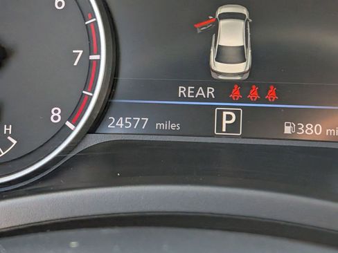 Used 2024 Nissan Sentra SV image 21