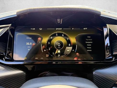 New 2026 Aston Martin V8 Vantage S image 21