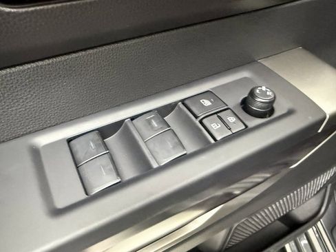 New 2026 Toyota Tundra SR5 w/ SR5 Convenience Package image 28