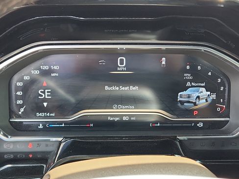 Used 2024 GMC Sierra 1500 SLT image 16