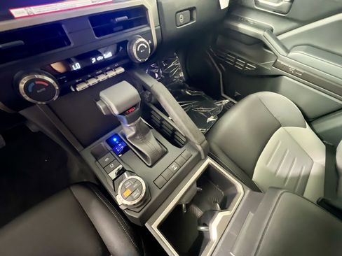 New 2025 Toyota Tacoma TRD Off-Road image 26