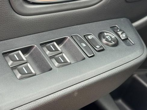 Used 2024 Honda Pilot EX-L image 23