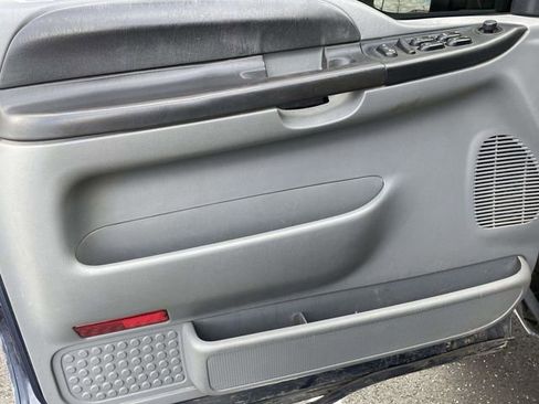 Used 2006 Ford F250 XLT image 21