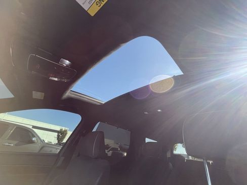 Used 2024 Hyundai Palisade Calligraphy image 22