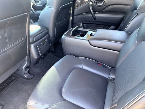 Used 2024 INFINITI QX80 Luxe image 21