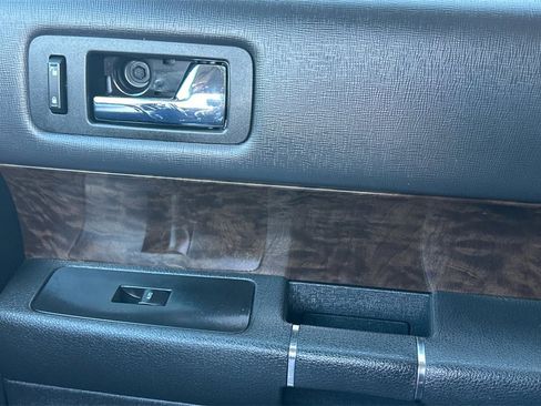 Used 2019 Ford Flex Limited image 22