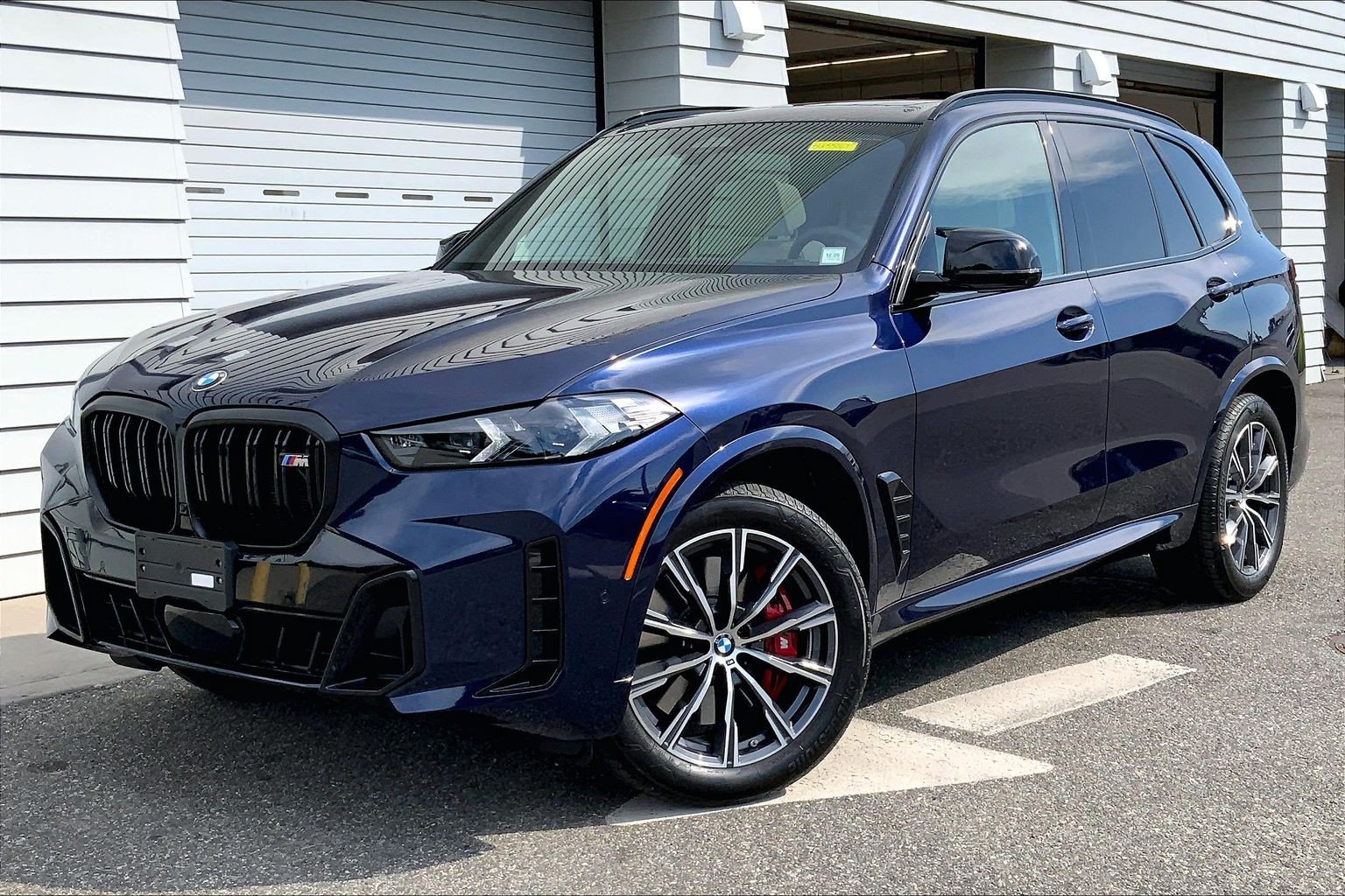 Used 2026 BMW X5 M60i w/ Executive Package AWD/4WD image 1