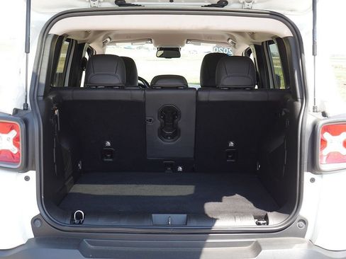 Used 2020 Jeep Renegade Limited AWD/4WD image 48