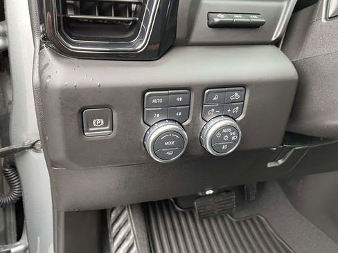 Certified 2025 GMC Sierra 2500 AT4 w/ AT4 Premium Plus Package AWD/4WD image 15