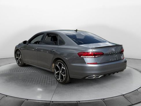 Used 2021 Volkswagen Passat 2.0T R-Line FWD image 5