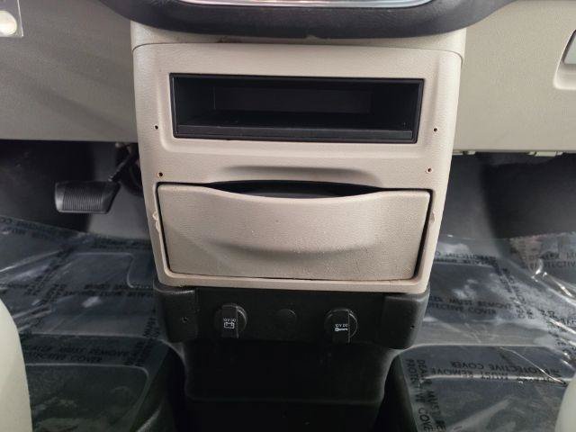 Used 2016 Dodge Grand Caravan SE w/ Quick Order Package 29E SE FWD image 17
