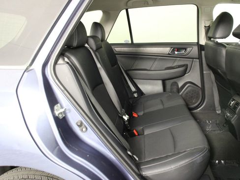 Used 2018 Subaru Outback 3.6R Limited image 30