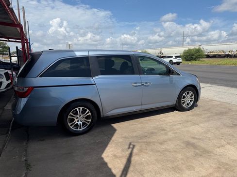 Used 2011 Honda Odyssey EX-L image 32