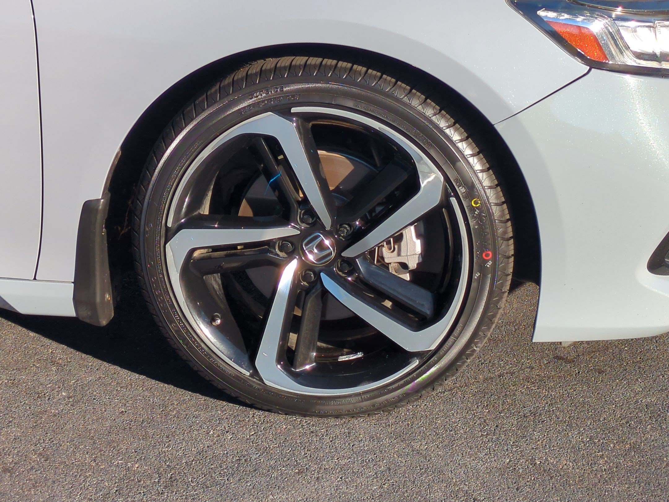 Used 2021 Honda Accord Sport image 12