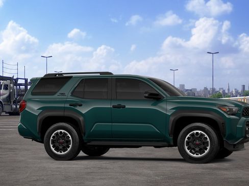 New 2026 Toyota 4Runner TRD Off-Road Premium AWD/4WD image 11