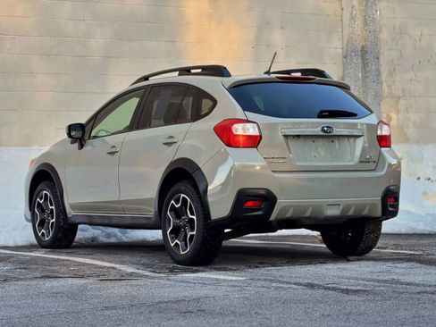 Used 2015 Subaru Crosstrek 2.0i Premium AWD/4WD image 11