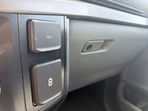 Used 2025 Ford F150 XLT w/ Equipment Group 301A Standard RWD image 31