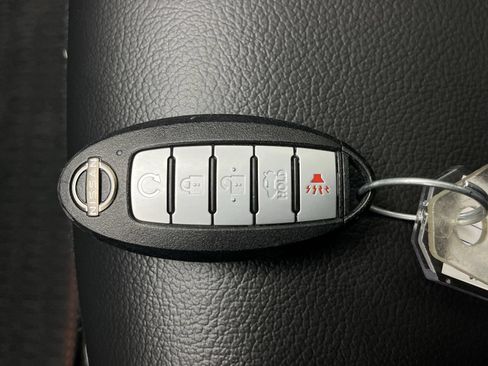Used 2024 Nissan Altima 2.5 SR w/ SR Premium Package AWD/4WD image 28