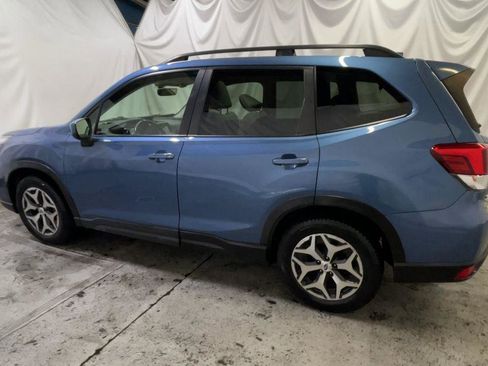 Used 2019 Subaru Forester Premium image 6