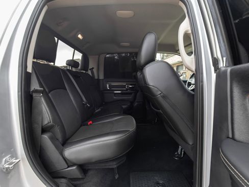 Used 2016 RAM 2500 Laramie image 25