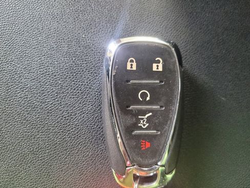 Used 2024 Chevrolet Equinox LT w/ LPO, Floor Liner Package image 32