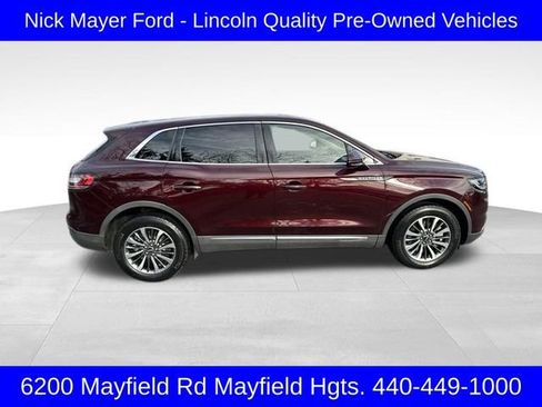 Used 2022 Lincoln Nautilus AWD w/ Premium Package image 8