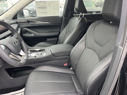 New 2026 INFINITI QX60 Luxe w/ Cargo Package image 9