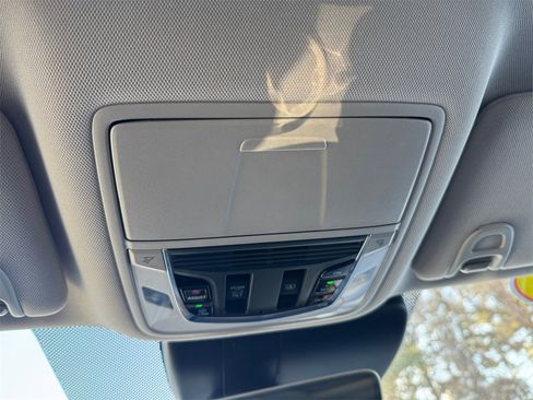 Used 2021 Acura RDX Base image 25