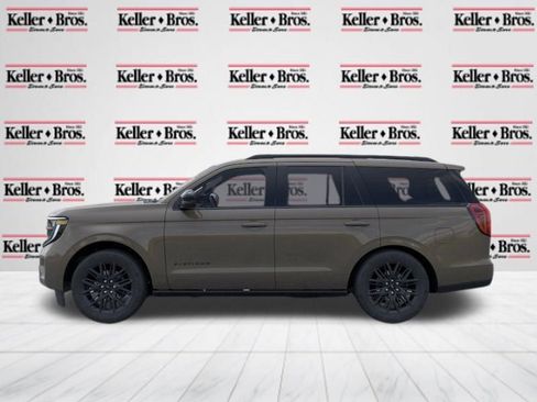 New 2026 Ford Expedition Platinum w/ Stealth Appearance Package AWD/4WD image 4