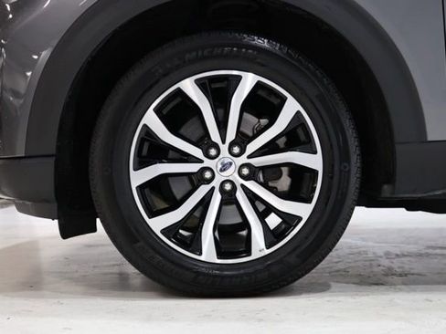 Used 2025 Ford Explorer ST-Line AWD/4WD image 9