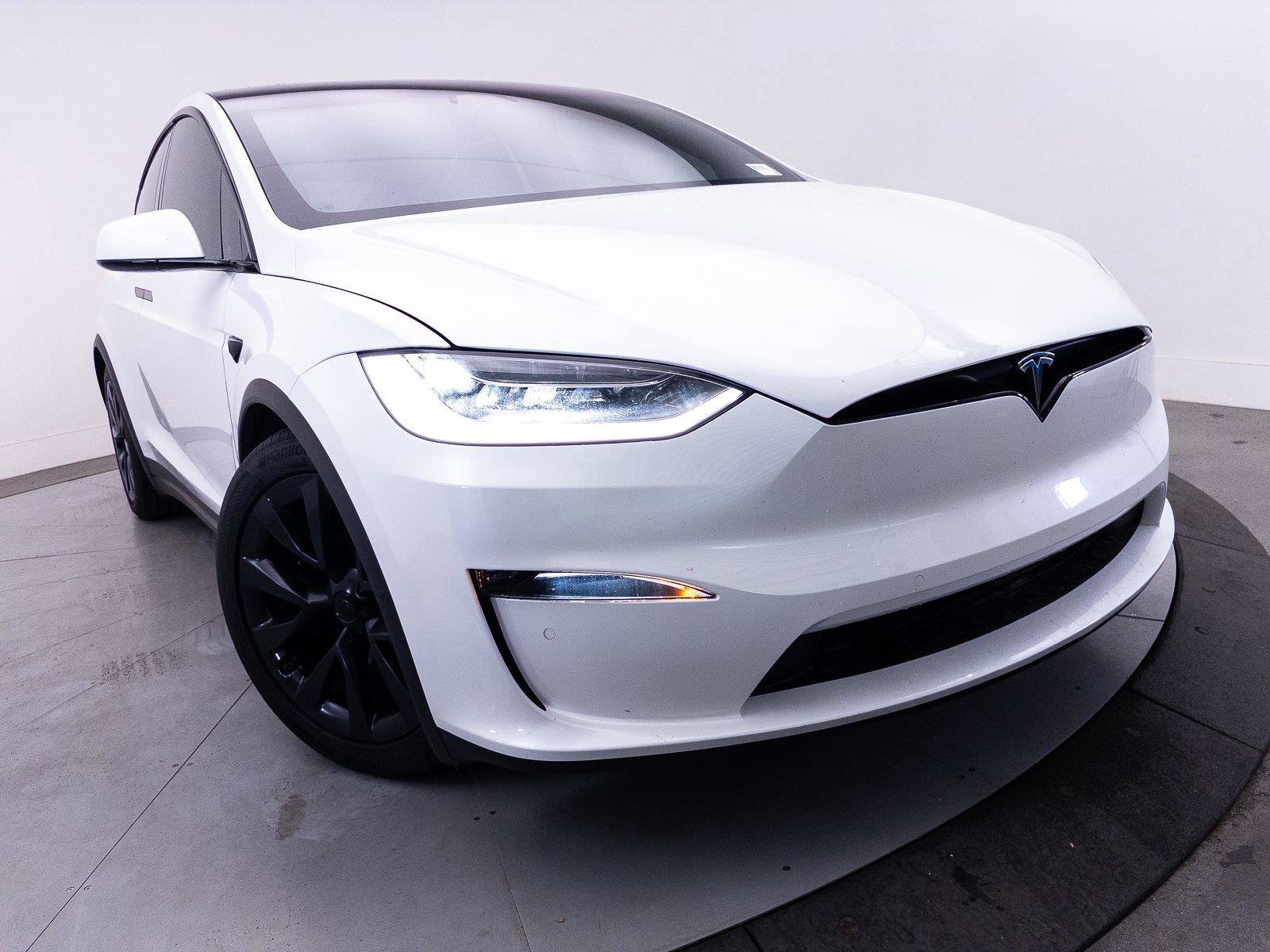 Used 2022 Tesla Model X AWD/4WD image 4