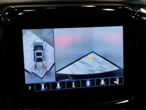 Used 2021 Chevrolet Traverse High Country w/ LPO, Floor Liner Package FWD image 36