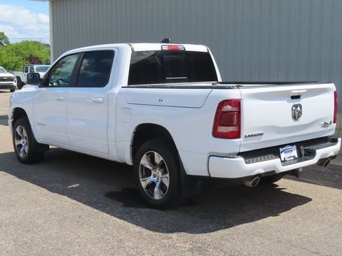 Used 2024 RAM 1500 Laramie AWD/4WD image 11