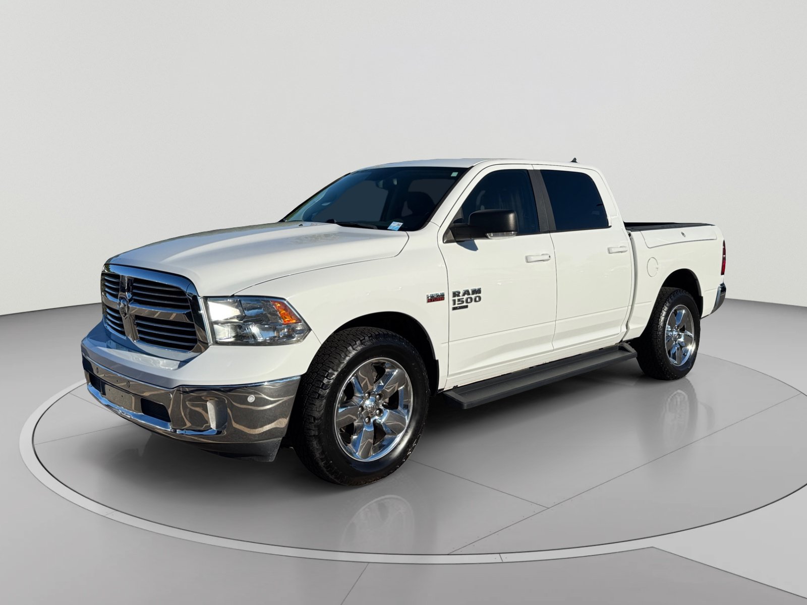 Used 2019 RAM 1500 Big Horn w/ Rambox Value Package AWD/4WD image 1