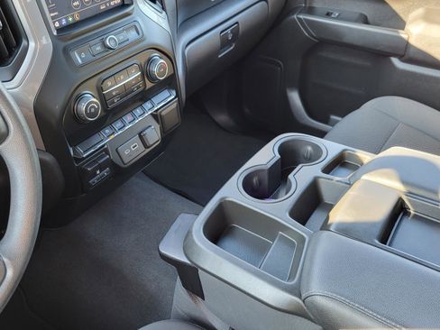 Used 2022 Chevrolet Silverado 1500 Custom Trail Boss w/ LPO, Dark Essentials Package image 27