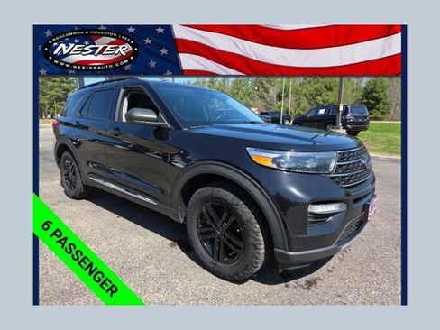 Used 2022 Ford Explorer XLT AWD/4WD image 1