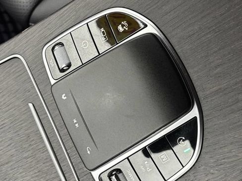 Used 2022 Mercedes-Benz GLC 300 4MATIC image 43