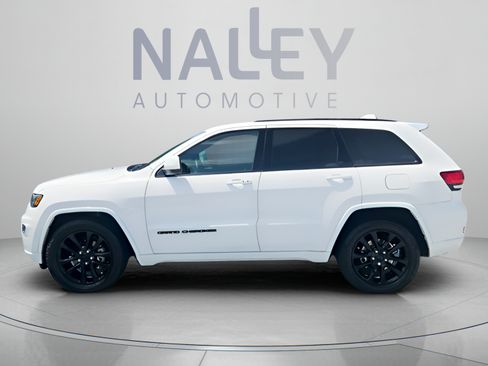 Used 2020 Jeep Grand Cherokee Altitude RWD image 2