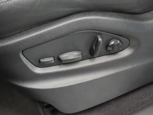 Certified 2023 Porsche Cayenne Coupe AWD/4WD image 42